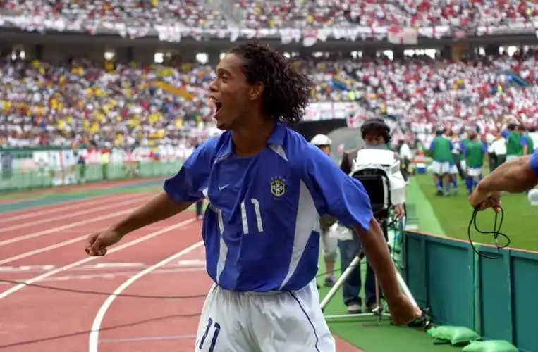 队赢得比赛 队赢得比赛