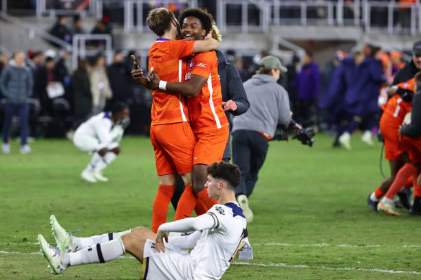 而是靠腦子 而是靠腦子