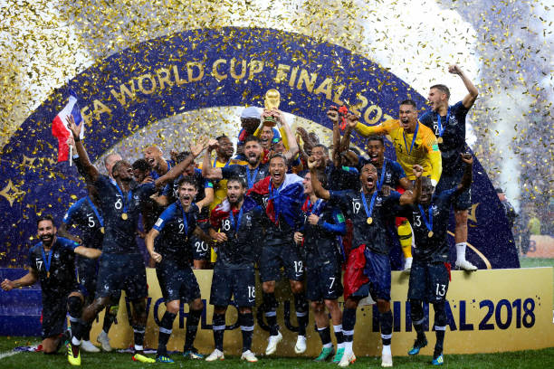 12年执掌 12年执掌